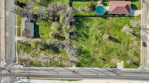 $100,000 | 451 North Jim Miller Road, Dallas, TX 75217