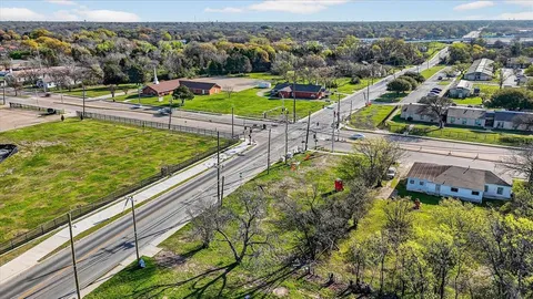 $100,000 | 451 North Jim Miller Road, Dallas, TX 75217