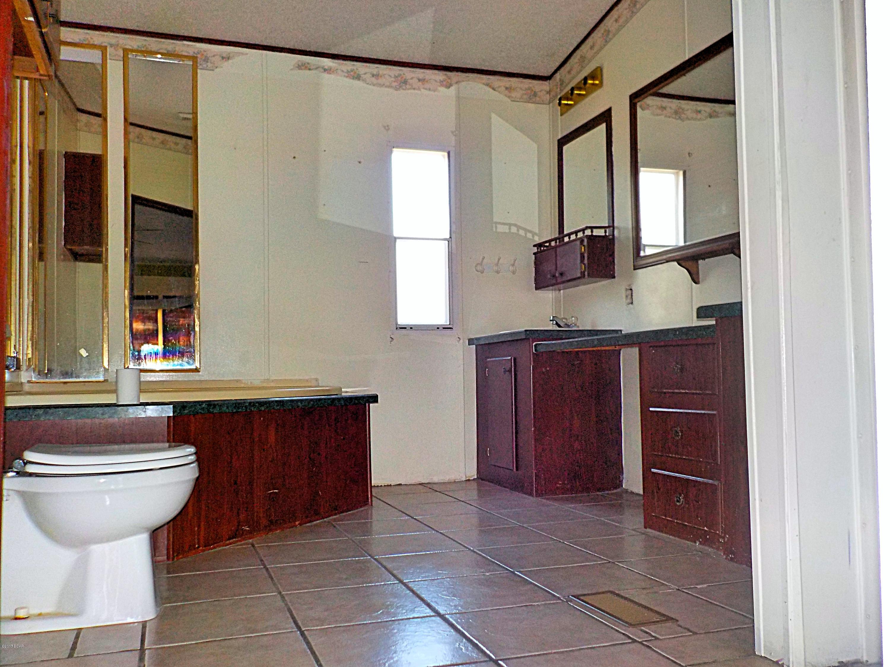 12221 Nonawood Road Fountain, FL 32438 - Photo 11 of 30 Gallery Image 11