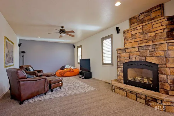 $879,990 | 1422 River View Lane, Buhl, ID 83316