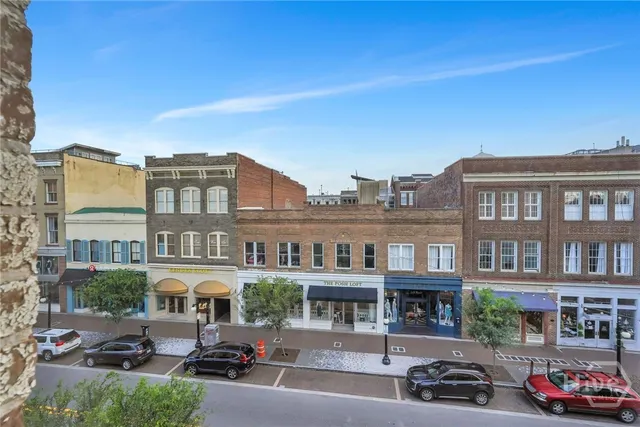 $479,999 | 310 West Broughton Street, Unit 3006, Savannah, GA 31401