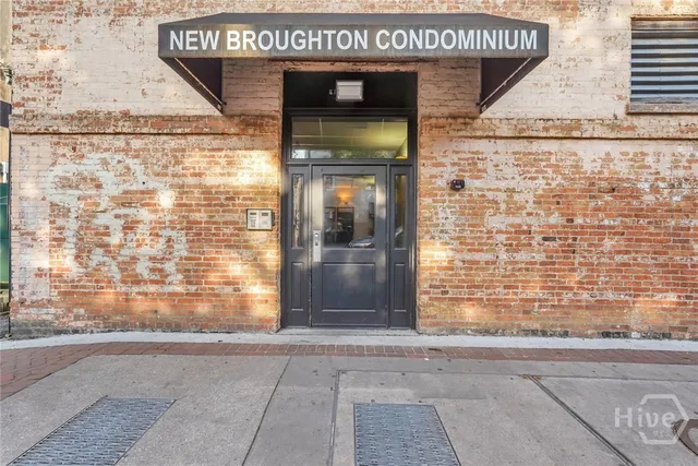 $479,999 | 310 West Broughton Street, Unit 3006, Savannah, GA 31401