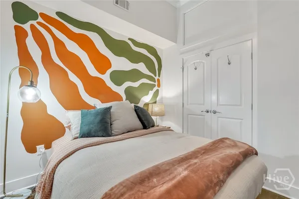 $479,999 | 310 West Broughton Street, Unit 3006, Savannah, GA 31401