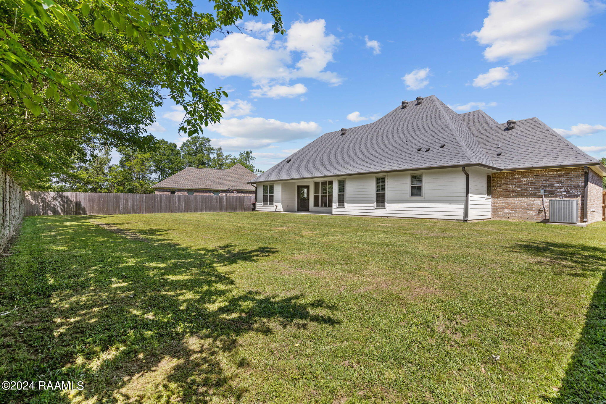 213 Timberland Ridge Boulevard Lafayette, LA 70507 - Photo 3 of 23 Back Yard