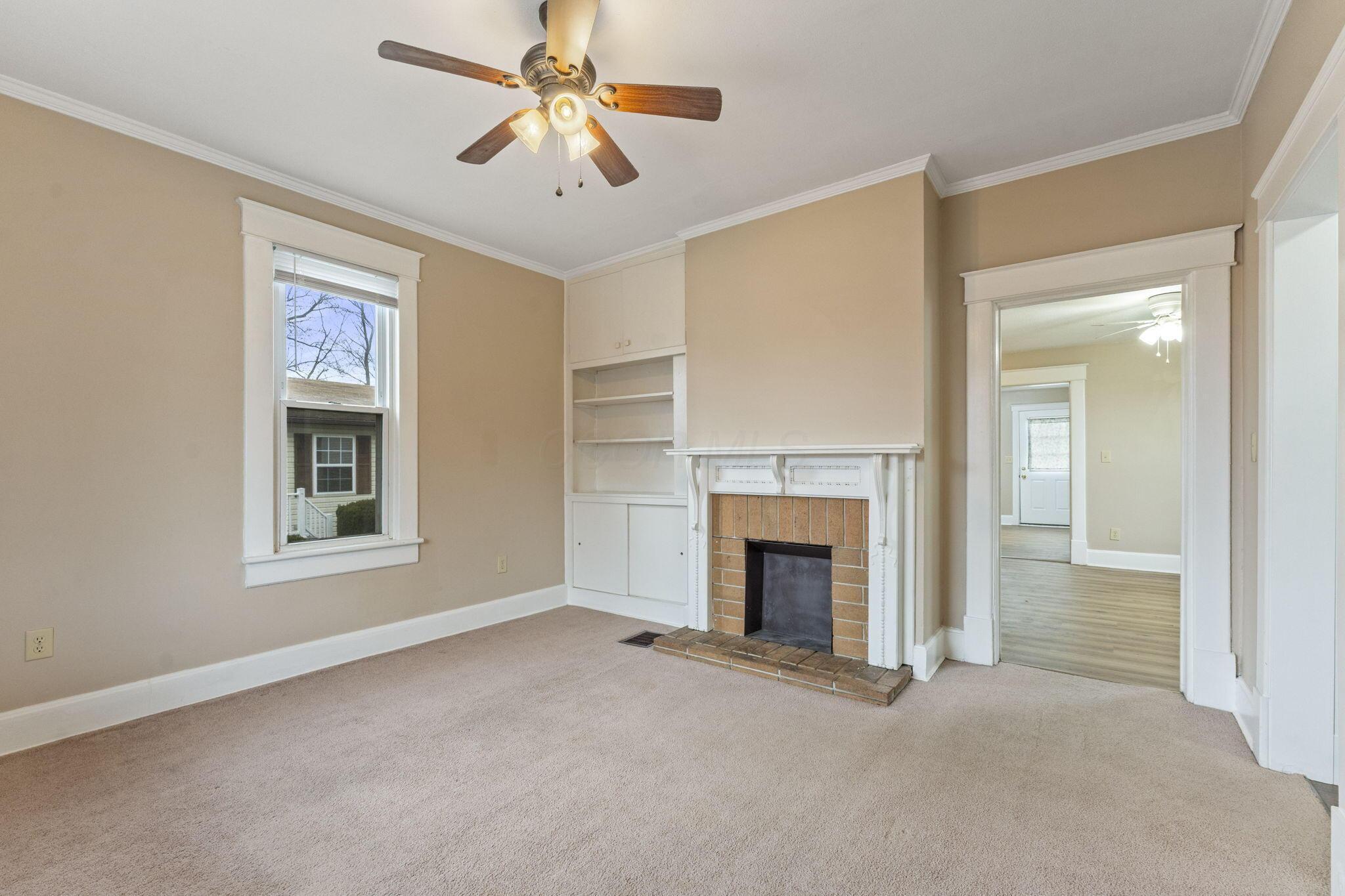 1414 Cedar Hill Road Lancaster, OH 43130 - Photo 6 of 36 Family Room
