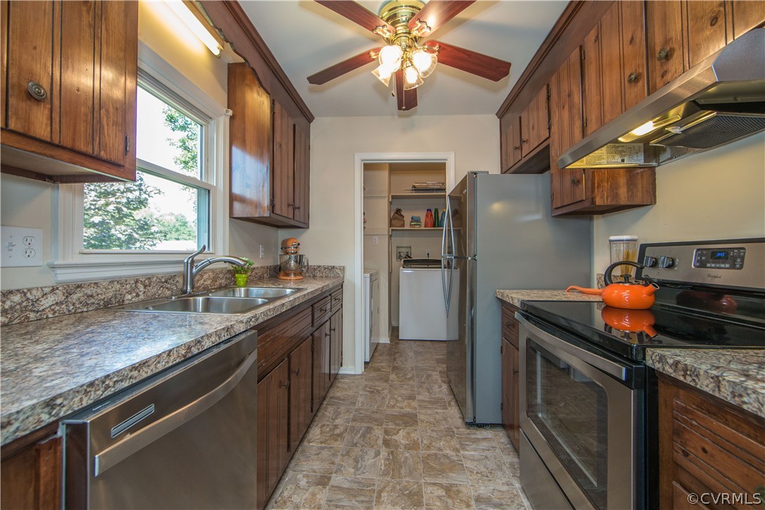 8108 Valencia Road Chesterfield, VA 23832 - Photo 18 of 25