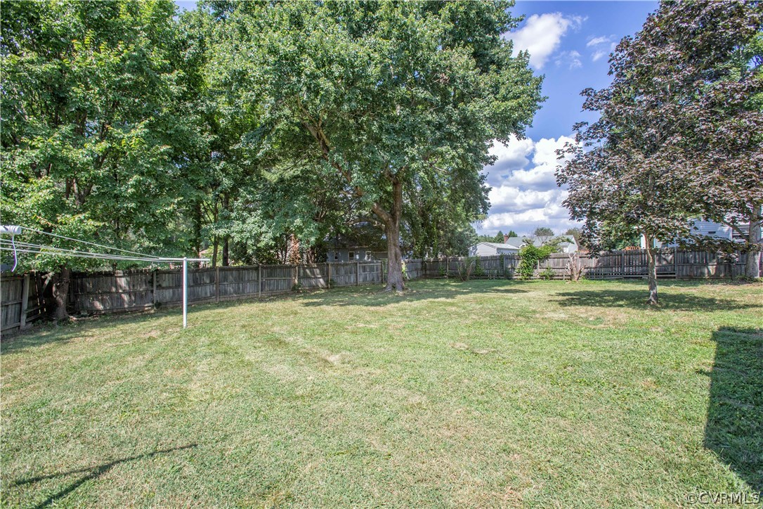 8108 Valencia Road Chesterfield, VA 23832 - Photo 21 of 25
