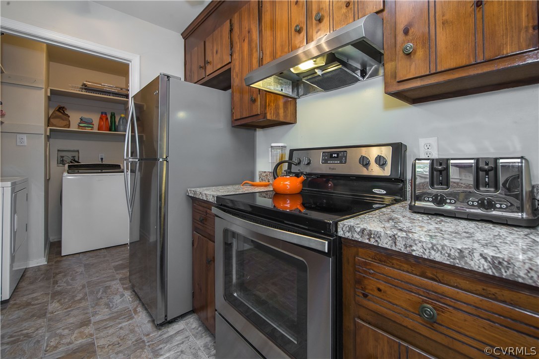 8108 Valencia Road Chesterfield, VA 23832 - Photo 9 of 25
