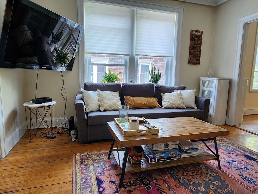 55 Thatcher Street, Unit 6 Brookline, MA 02446 - Photo 5 of 31