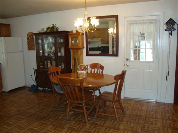 6 Shelly Road Norton, MA 02766 - Photo 8 of 19 Gallery Image 8