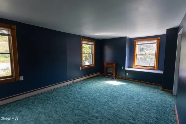 $165,000 | 29 Veterans Way, Moriah, NY 12956