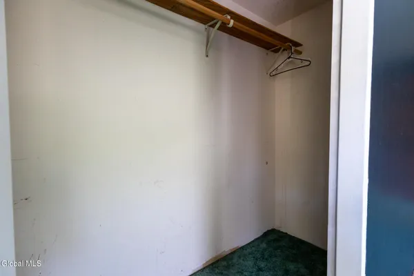 $165,000 | 29 Veterans Way, Moriah, NY 12956