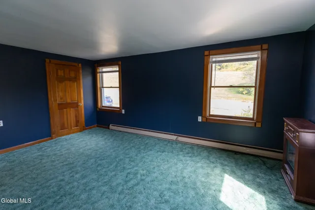 $170,000 | 29 Veterans Way, Moriah, NY 12956