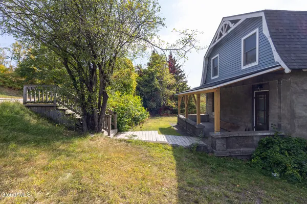 $165,000 | 29 Veterans Way, Moriah, NY 12956