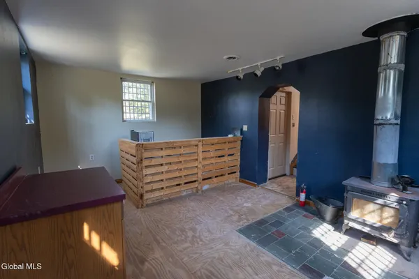 $165,000 | 29 Veterans Way, Moriah, NY 12956