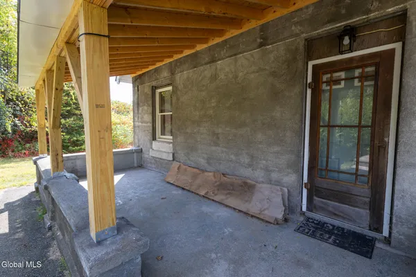 $165,000 | 29 Veterans Way, Moriah, NY 12956