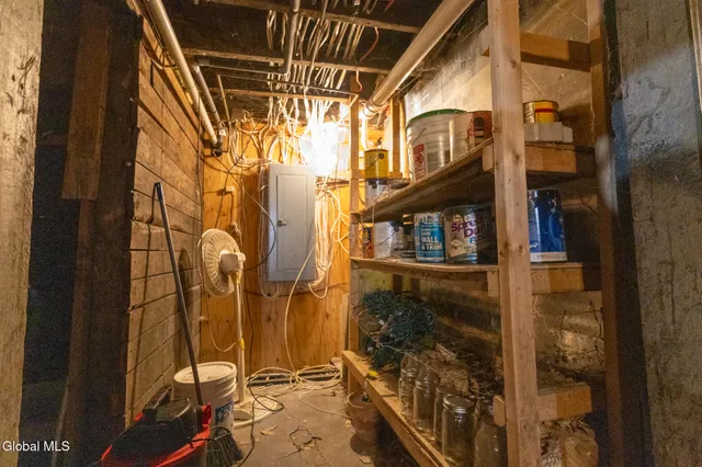 $170,000 | 29 Veterans Way, Moriah, NY 12956