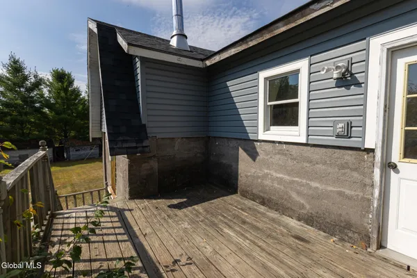 $165,000 | 29 Veterans Way, Moriah, NY 12956