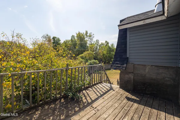 $165,000 | 29 Veterans Way, Moriah, NY 12956