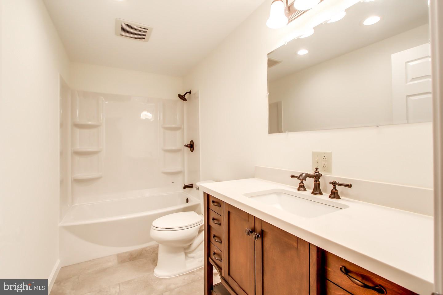 2525 Rosstown Road Wellsville, PA 17365 - Photo 22 of 27 Gallery Image 22