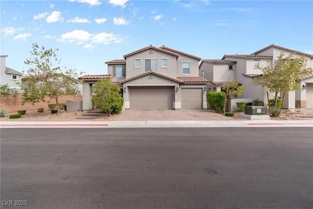 $3,200 | 12 Papavero Court, Henderson, NV 89011