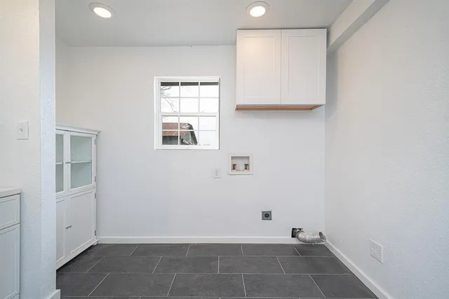 a view of room with window