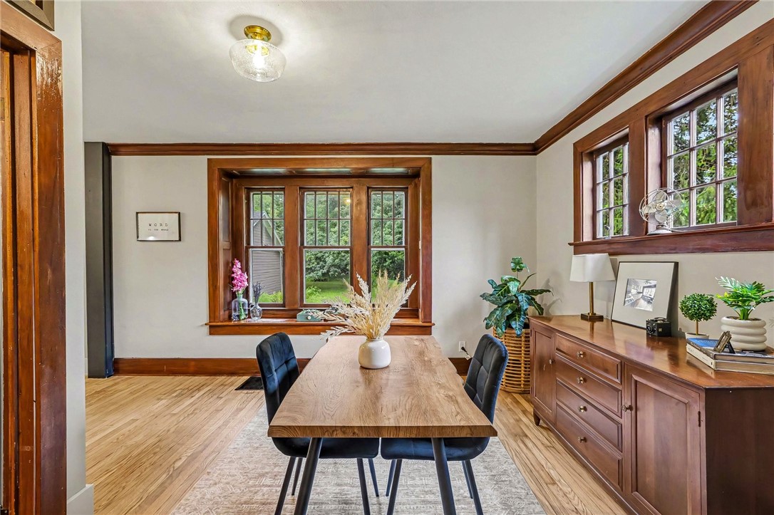 13 Brook Road Pittsford, NY 14534 - Photo 19 of 47