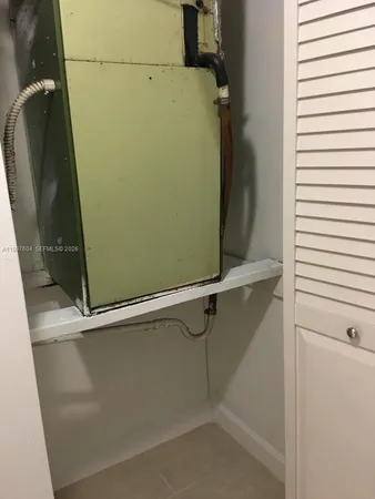 a close up of a shower