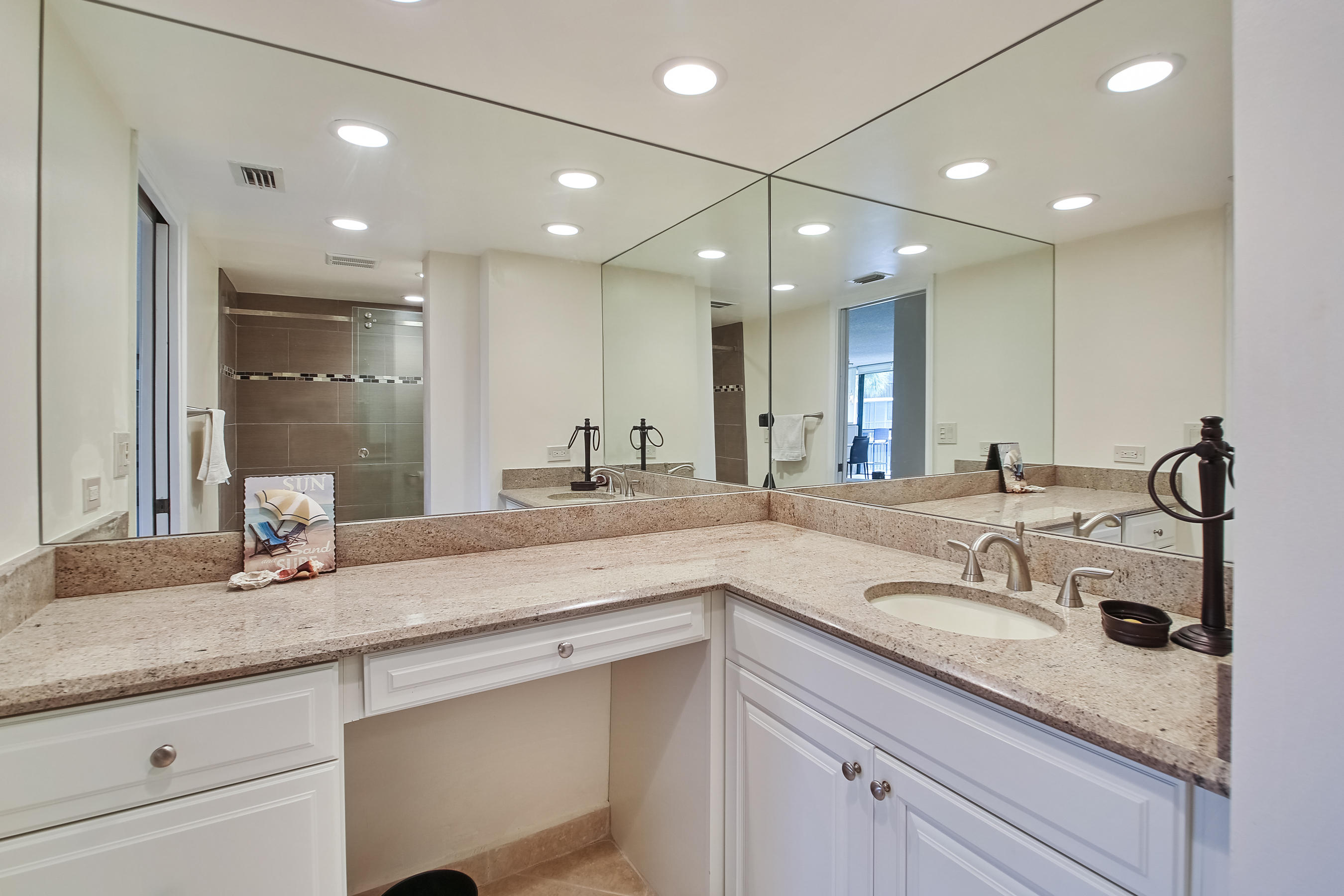 800 Jeffery Street, Unit 209 Boca Raton, FL 33487 - Photo 13 of 18 800_Jeffery_St_209-12