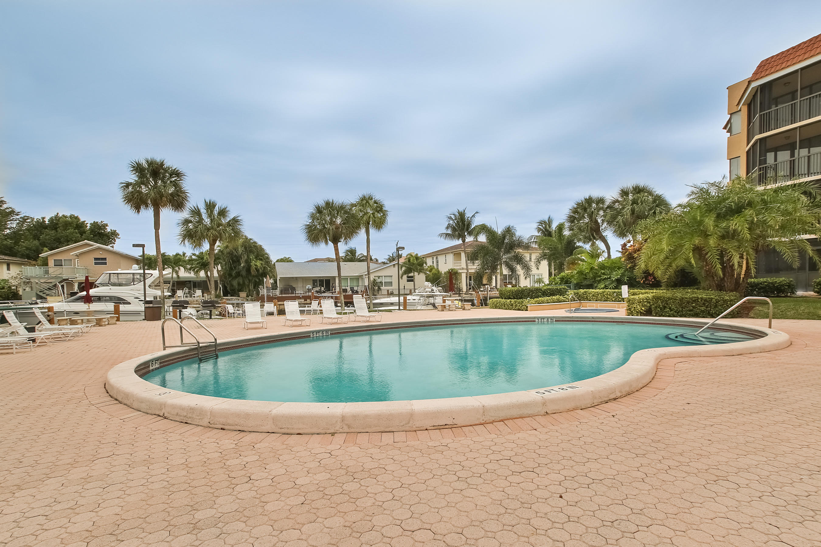 800 Jeffery Street, Unit 209 Boca Raton, FL 33487 - Photo 18 of 18 800_Jeffery_St_209-17