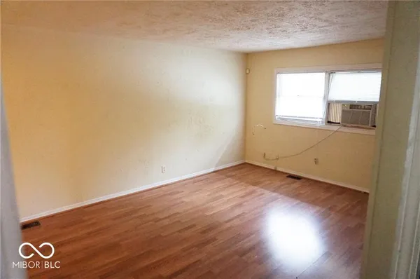 $1,200 | 3535 North Brentwood Avenue, Indianapolis, IN 46235