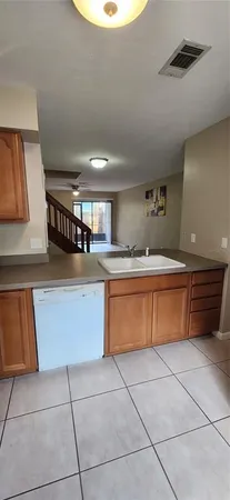 $1,400 | 2202 Southwest 39 Drive, Gainesville, FL 32607