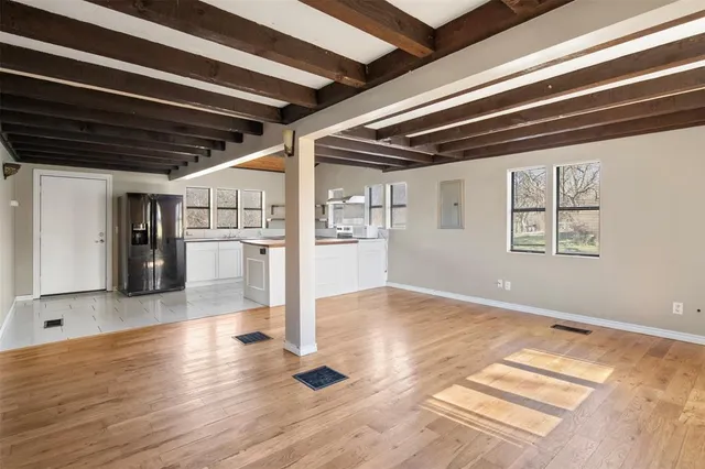 $2,000 | 6868 County Road 281, McKinney, TX 75071