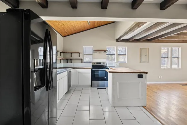 $2,000 | 6868 County Road 281, McKinney, TX 75071