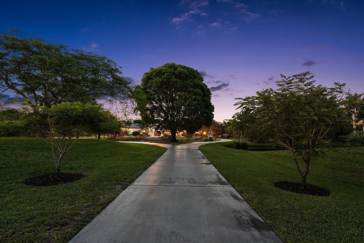 8549 Surrey Lane Boca Raton, FL 33496 - Photo 84 of 104 098-8549SurreyLane-BocaRaton-FL-33496-SM