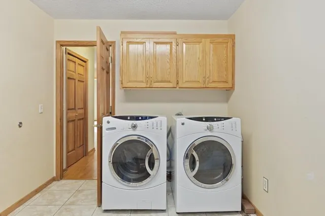 $3,700 | 7140 Willow View Cove, Chanhassen, MN 55317