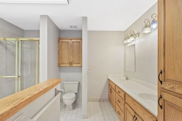 $3,700 | 7140 Willow View Cove, Chanhassen, MN 55317