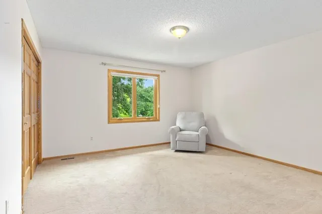 $3,700 | 7140 Willow View Cove, Chanhassen, MN 55317