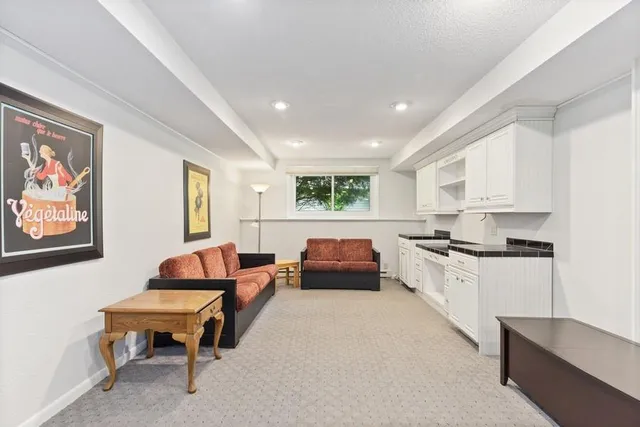 $3,700 | 7140 Willow View Cove, Chanhassen, MN 55317