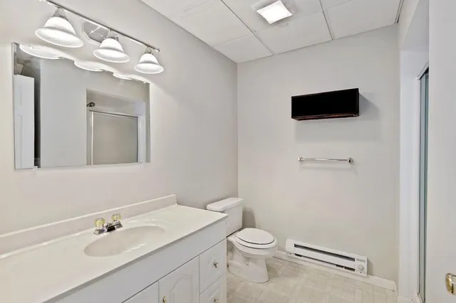 $3,700 | 7140 Willow View Cove, Chanhassen, MN 55317