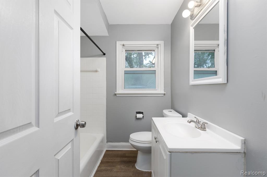 335 Longfellow Inkster, MI 48141 - Photo 7 of 23