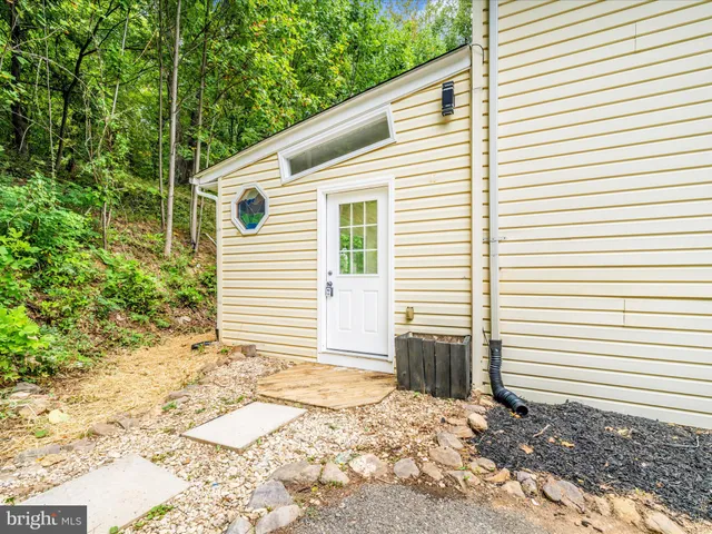 $325,000 | 2512 Kaetzel Road, Knoxville, MD 21758