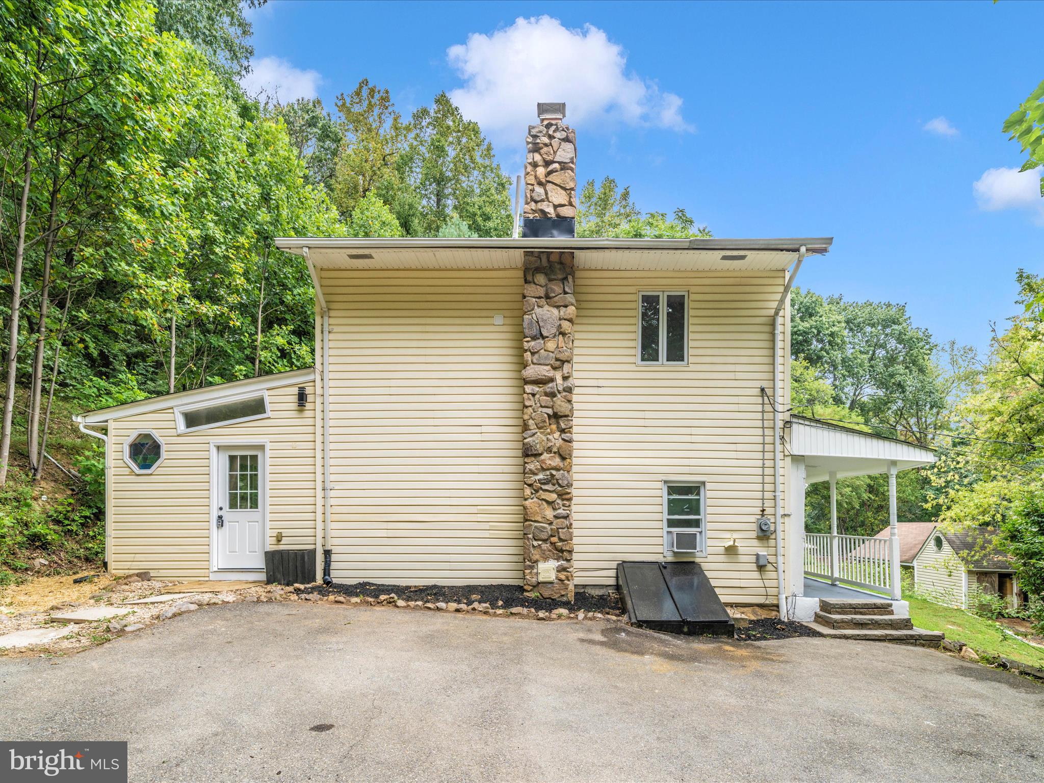 2512 Kaetzel Road Knoxville, MD 21758 - Photo 9 of 54 DSC02841