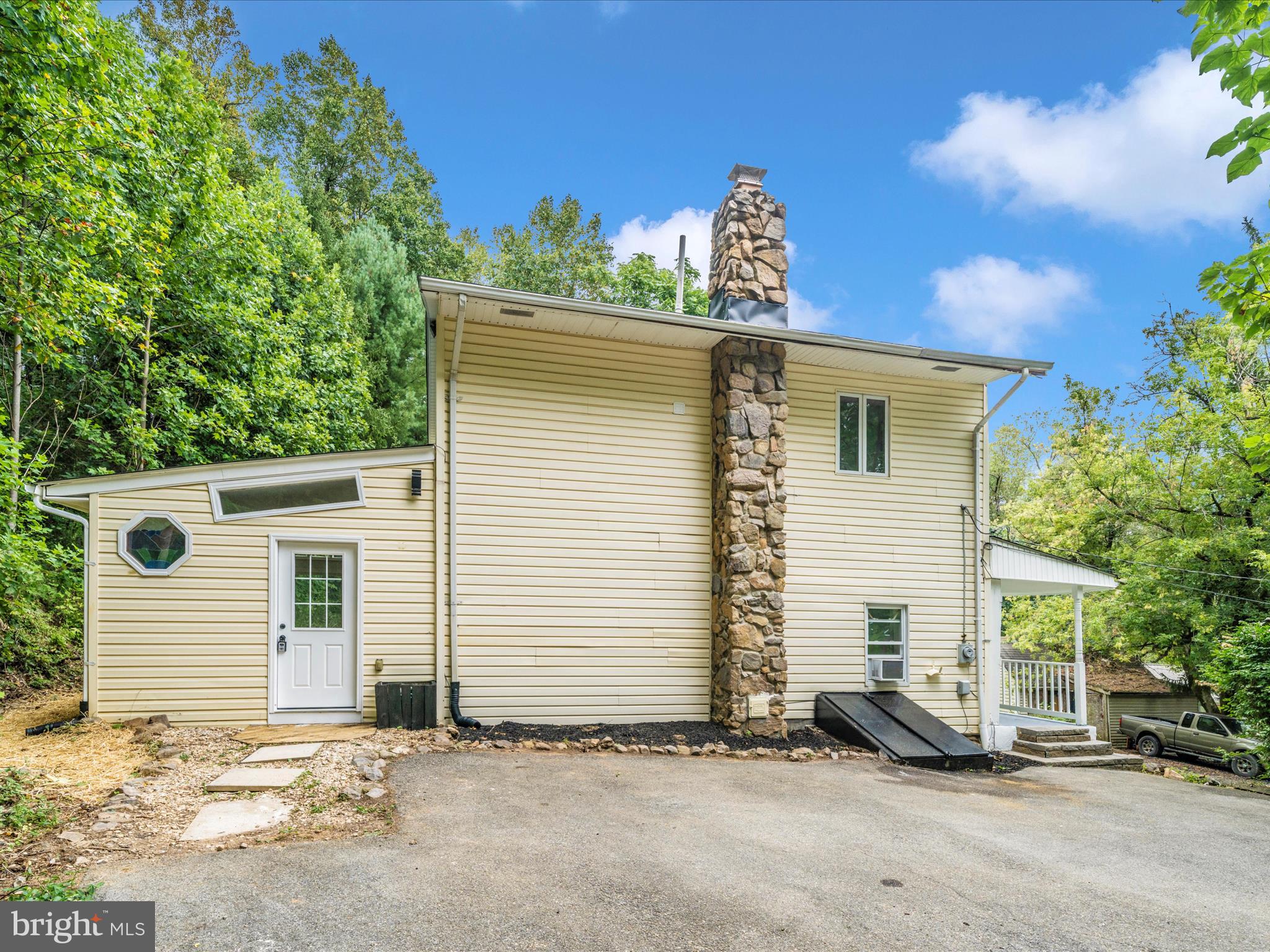 2512 Kaetzel Road Knoxville, MD 21758 - Photo 10 of 54 DSC02843