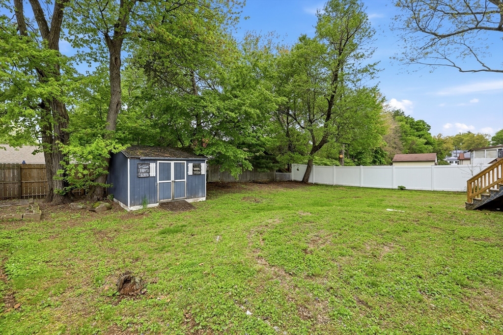 42 Amos Drive Springfield, MA 01118 - Photo 32 of 37