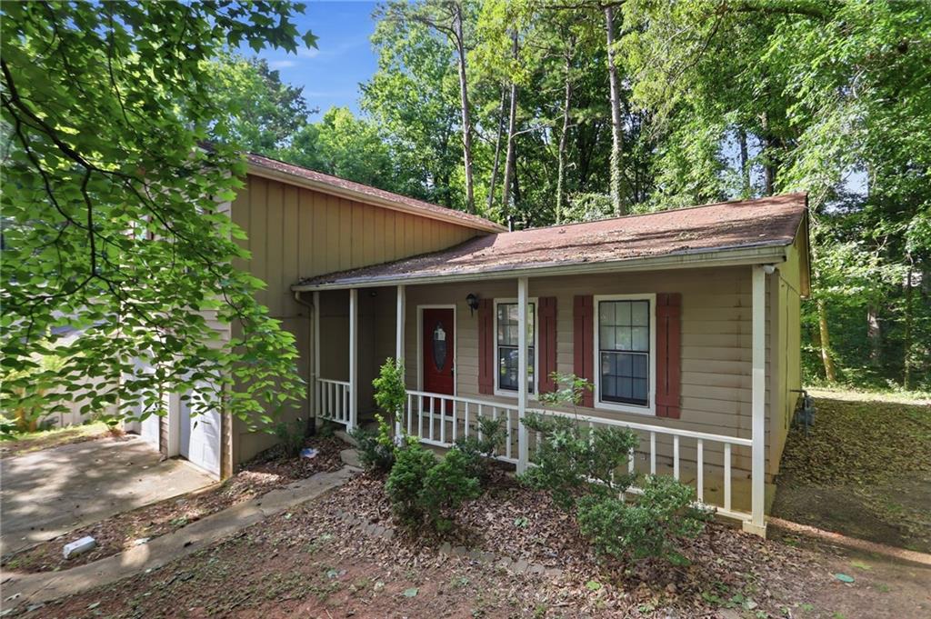 5389 Martins Crossing Road Stone Mountain, GA 30088 - Photo 5 of 43