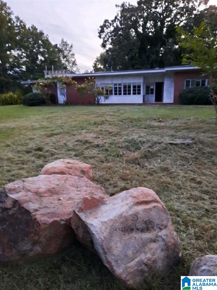 342 Crestview Road Anniston, AL 36207 - Photo 1 of 4
