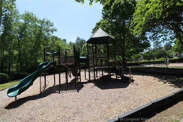 $1,895 | 2002 Keokuk Court, Apex, NC 27523