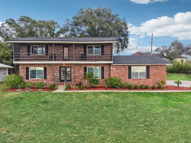 $495,000 | 1218 Lake Ariana Boulevard, Auburndale, FL 33823