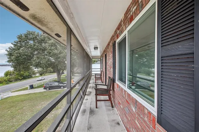 $495,000 | 1218 Lake Ariana Boulevard, Auburndale, FL 33823